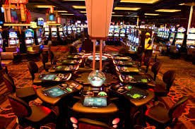 betso88 vip slot game grid displayed on a mobile device